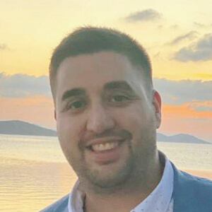 elemao Headshot 4 of 4