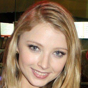Elisabeth Harnois - Bio, Family, Trivia | Famous Birthdays