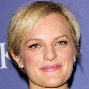 Elisabeth Moss at age 30