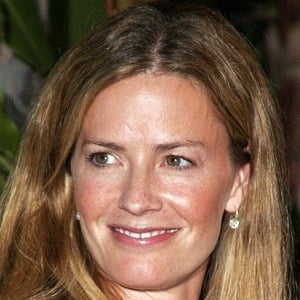 Elisabeth Shue Headshot 6 of 8