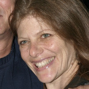 Eliza Roberts - Age, Family, Bio | Famous Birthdays