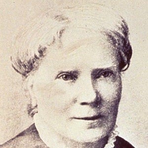 Elizabeth Blackwell Headshot 2 of 4