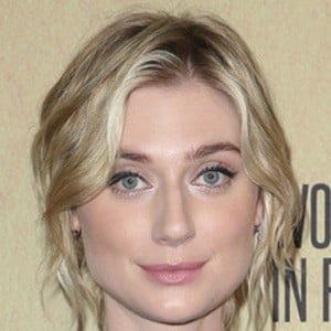 Elizabeth Debicki Headshot 7 of 10