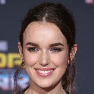 Elizabeth Henstridge at age 30