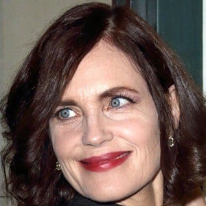 Elizabeth McGovern - Bio, Age, Wiki, Facts and Family - in4fp.com