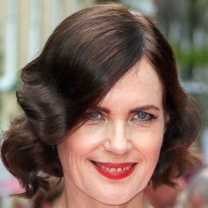 Elizabeth McGovern Headshot 3 of 5