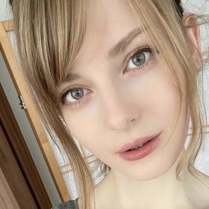 Ella Freya - Age, Family, Bio