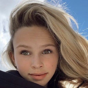 Ella Horan Headshot