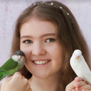 Elle and the Birds Headshot 2 of 4