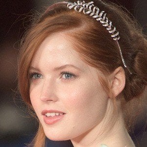 Ellie Bamber at age 18