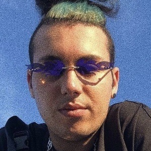 Elmvrlon Headshot