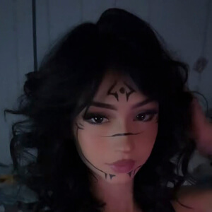 Elsie Araujo Headshot 5 of 5