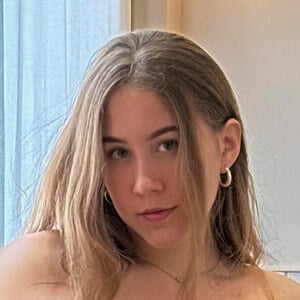 ema.lv Headshot 4 of 6