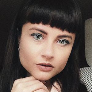 Ema Negoescu Headshot 4 of 5