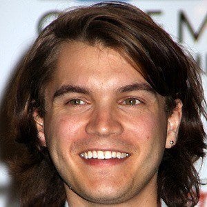 Emile Hirsch Headshot 6 of 10