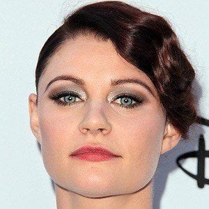 Emilie De Ravin at age 31