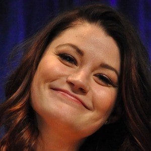 Emilie De Ravin Headshot 9 of 10