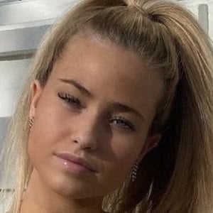Emily Handley at age 17