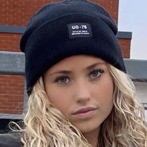 Emily Handley at age 17