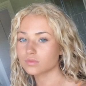 Emily Handley at age 16