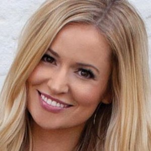 Emily Maynard Headshot 3 of 10