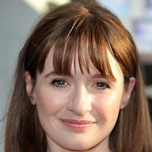 Emily Mortimer Headshot 4 of 10