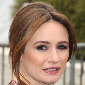 Emily Mortimer Headshot 7 of 10