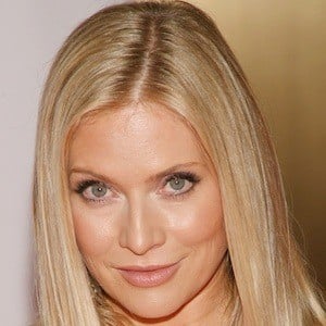 Emily Procter Headshot 4 of 10