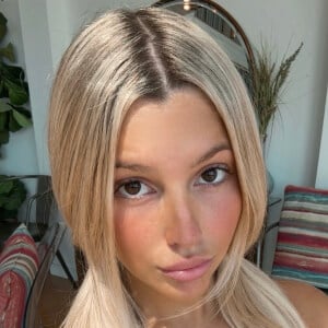 Emily Trapp Headshot 6 of 6