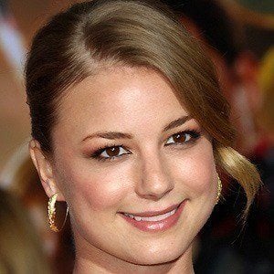 Emily VanCamp at age 26