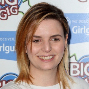 Emma Blackery Headshot 5 of 5