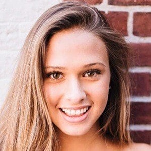 Emma Pritchard Headshot 3 of 10