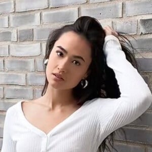 Emma Persson Headshot 2 of 3