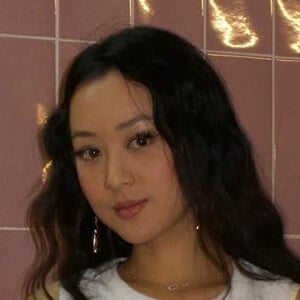 Emma Zhuang Headshot 3 of 6