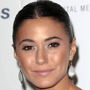 Emmanuelle Chriqui at age 35