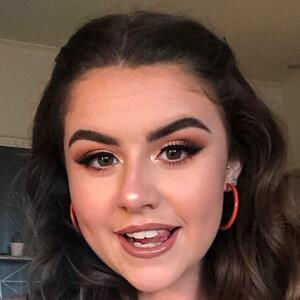 emmieraines at age 19