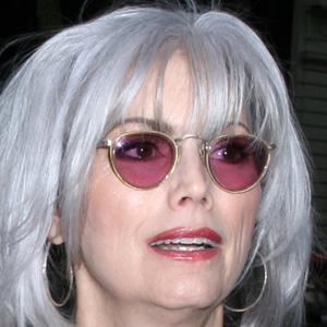 Emmylou Harris Headshot 5 of 6