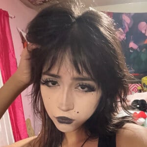 Emo_materialgurl - Age, Family, Bio