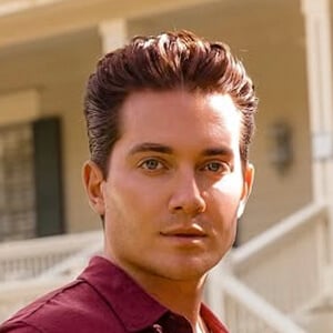 Eric Goldie Headshot 4 of 6
