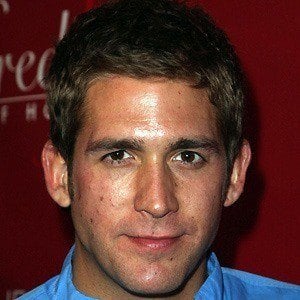 Eric Szmanda - Bio, Family, Trivia | Famous Birthdays