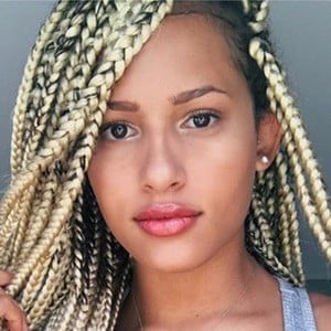 Erica Fontaine - Age, Family, Bio | Famous Birthdays