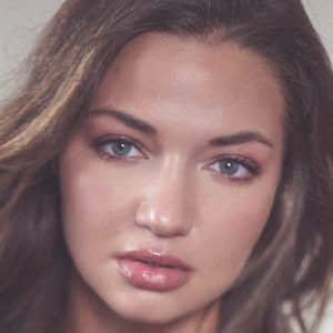 Erika costell un a model de united states model management