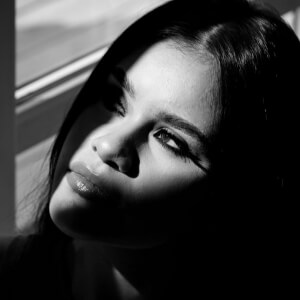 Erika Vianey Headshot 6 of 10