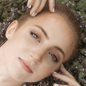 Erin Degan Headshot 5 of 10