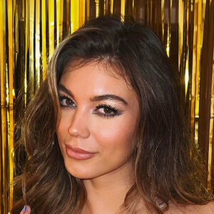 Erin Willerton Headshot 4 of 7