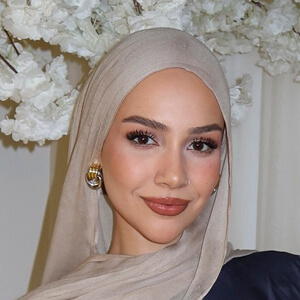 Erva Arslan Headshot 4 of 6