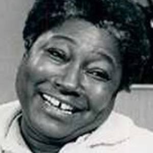 Esther Rolle Headshot 2 of 5