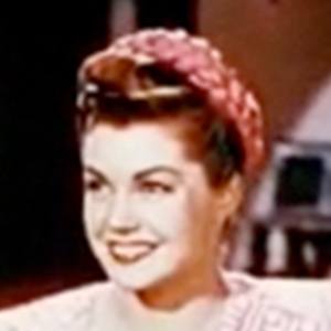 Esther Williams Headshot 2 of 4