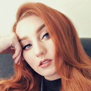 etellan Headshot 4 of 6