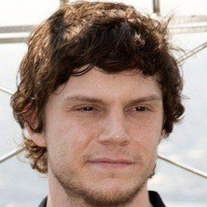 Evan Peters - Age, Family, Bio | Famous Birthdays